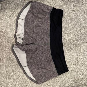 Lululemon low rise speed up short 2.5” lined